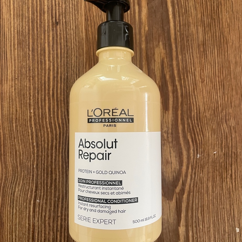 L'Oreal Absolut Repair Professional Conditioner - Cream and Black Bottle